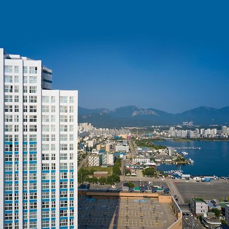 The Hotel Sokcho By Best Western Signature Collection Exterior photo